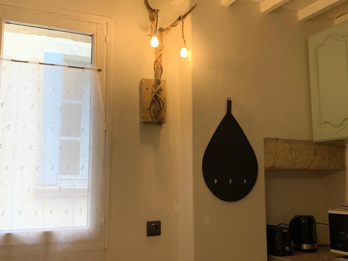 Appartement de charme dans le cœur historique d’Uzès Esterno foto