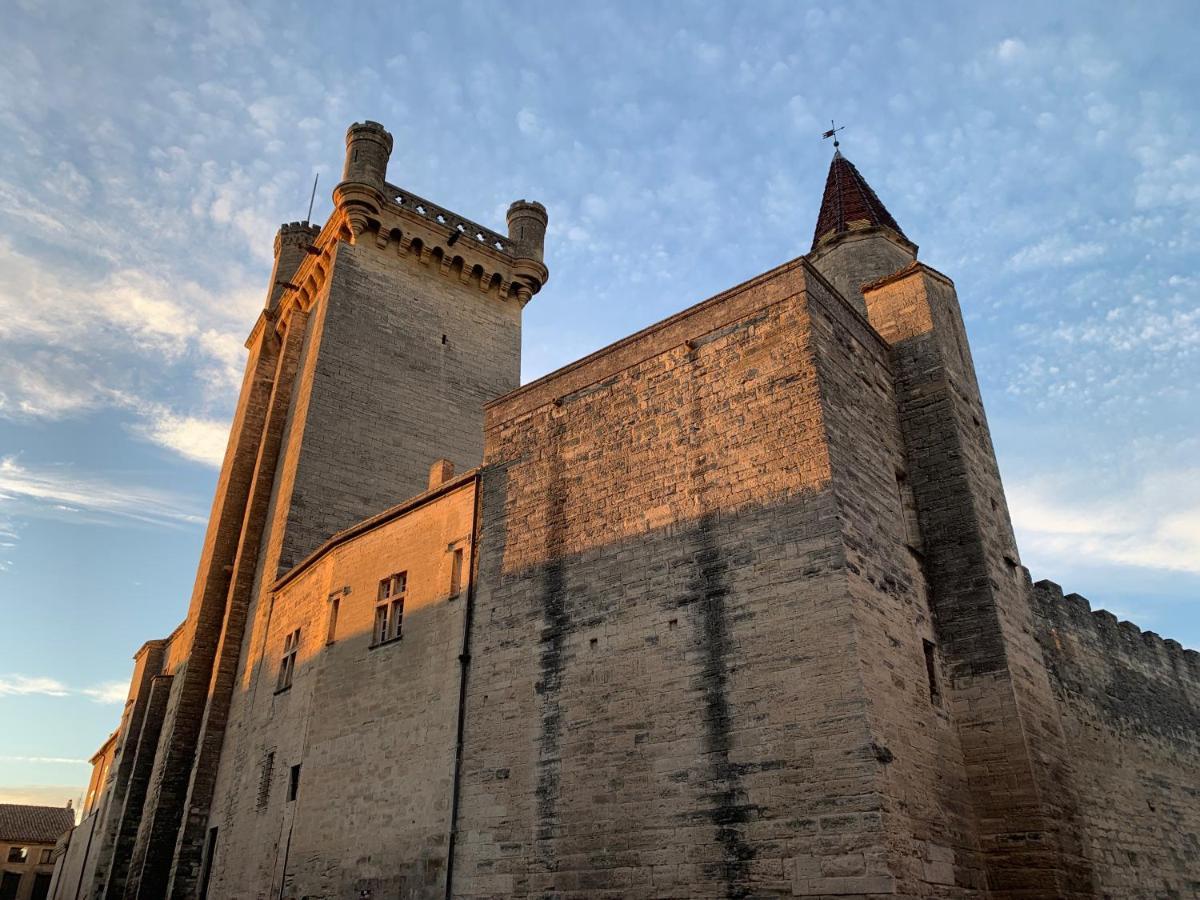 Appartement de charme dans le cœur historique d’Uzès Esterno foto
