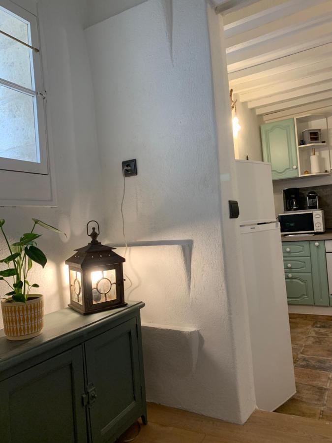 Appartement de charme dans le cœur historique d’Uzès Esterno foto