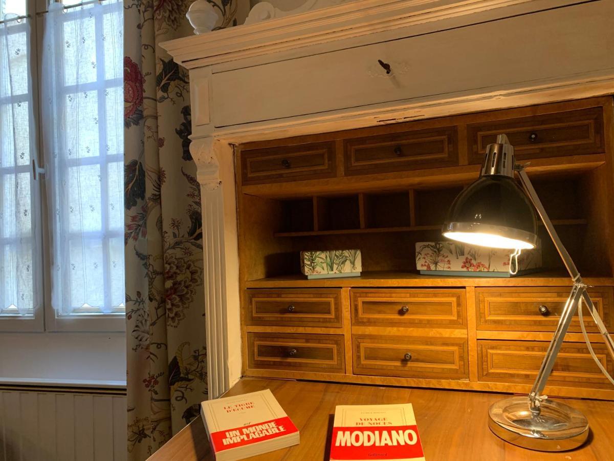 Appartement de charme dans le cœur historique d’Uzès Esterno foto