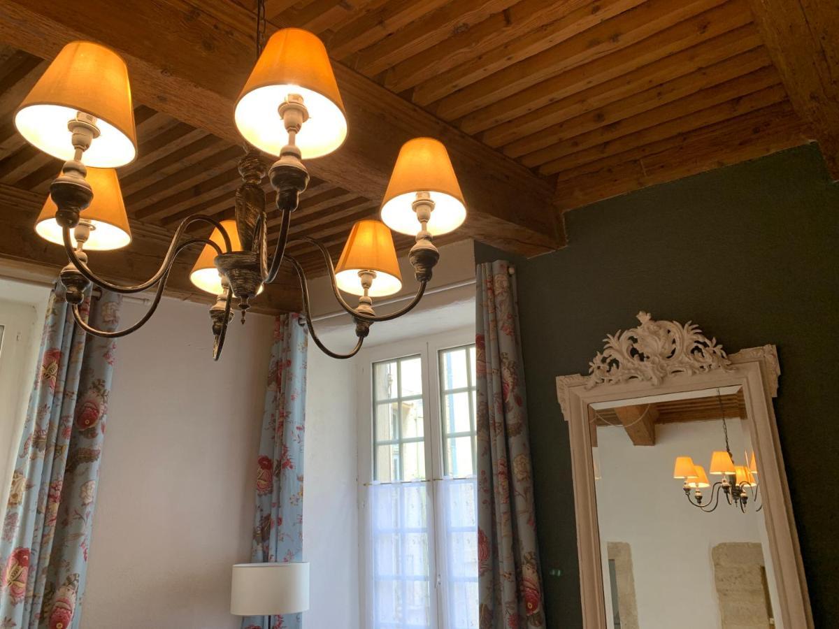 Appartement de charme dans le cœur historique d’Uzès Esterno foto
