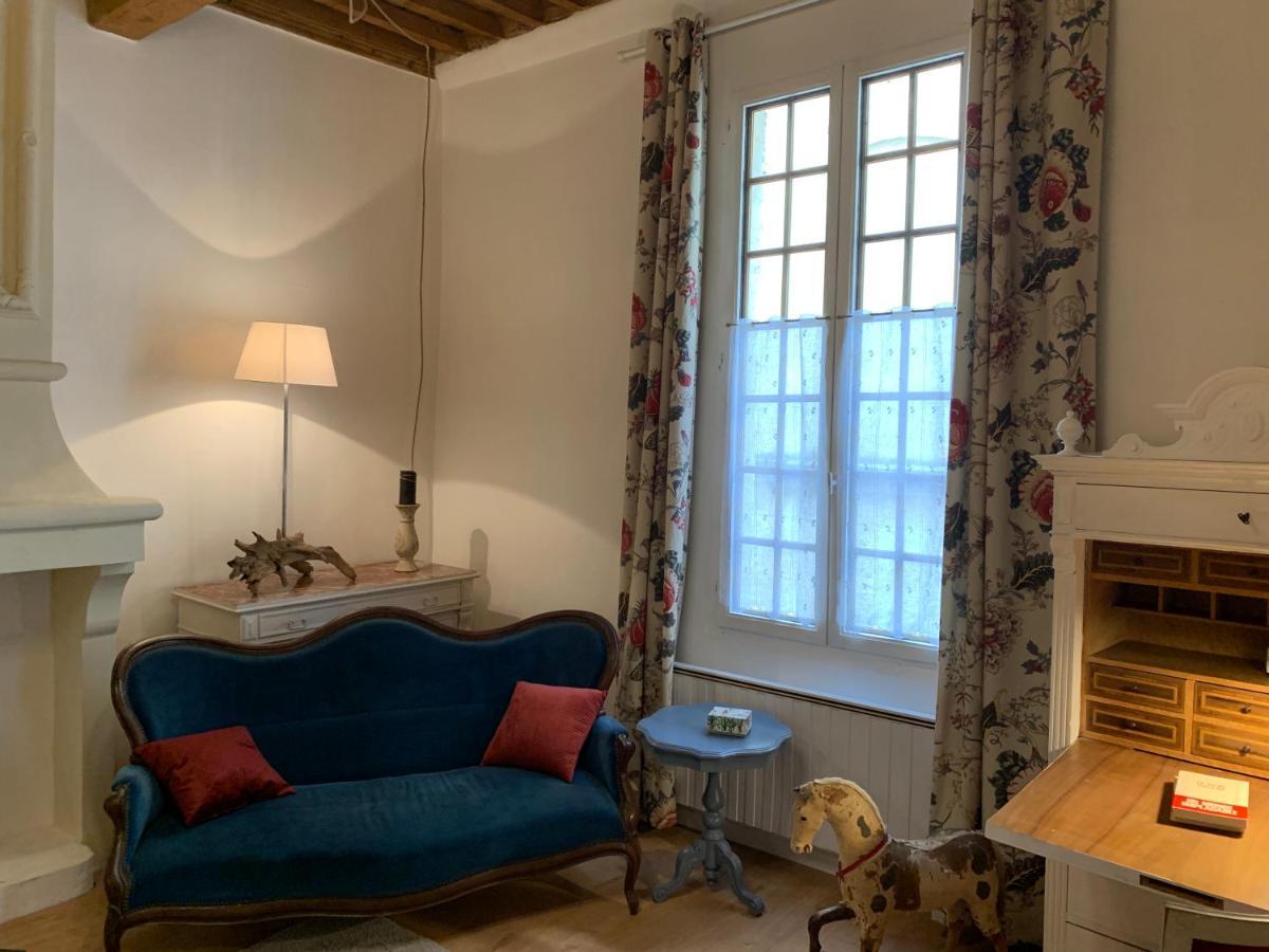 Appartement de charme dans le cœur historique d’Uzès Esterno foto